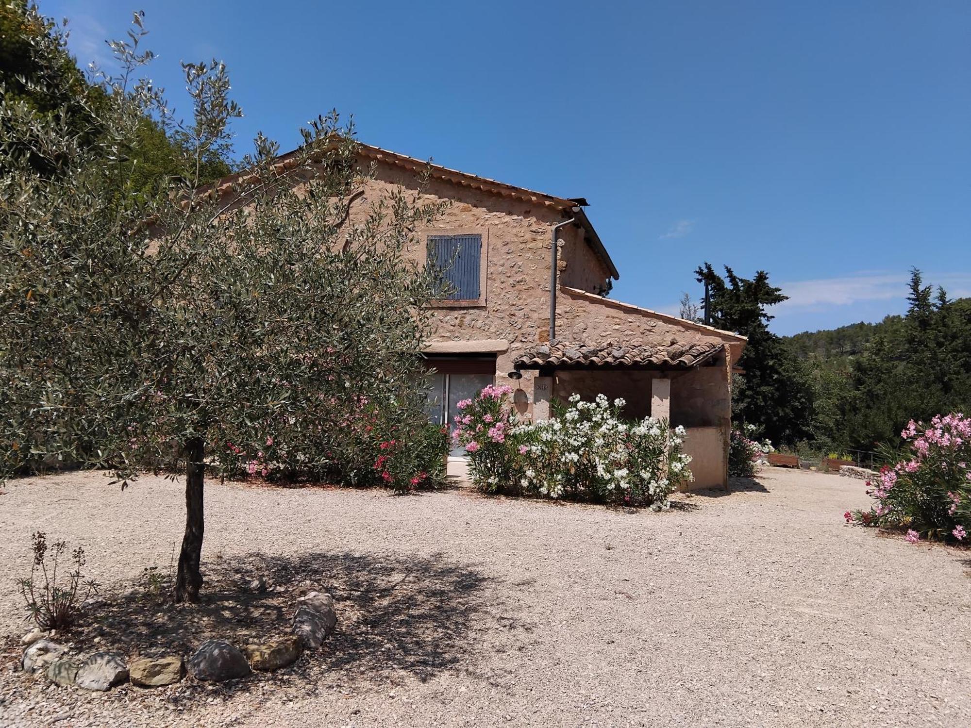 10 Mn Buis Les Baronnies Villa Plaisians Eksteriør billede